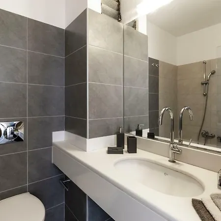 Mirage 4* עיר רודוס